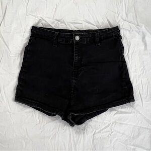 black pretty little thing shorts